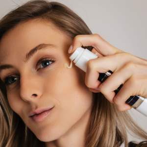 Crema facial antiarrugas con polipéptidos y colágeno, 10111 TianDe, 50 ml, Rejuvenecimiento e hidratación sin inyecciones - Imagen 4