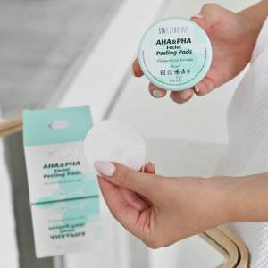 suero especial con ácidos AHA y PHA, hialuronato de sodio y pantenol tiande guide