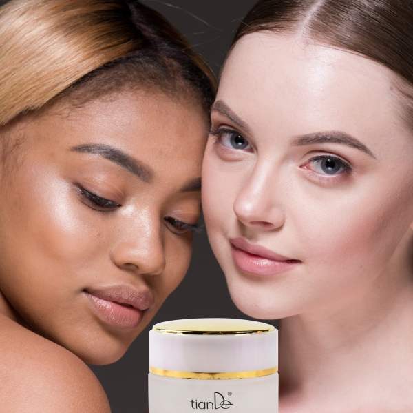 Base Facial en Crema – Aspecto Natural con Placenta de Oveja