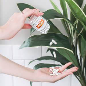 Fuente de vitamina K2 y yodo. El yodo contribuye al metabolismo productor de energía normal