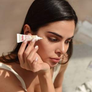 Este rejuvenecedor sin inyecciones de última generación tiene el efecto acumulativo de "rellenar" las arrugas.