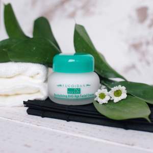 Crema Facial Revitalizante Antiedad, 15603 TianDe