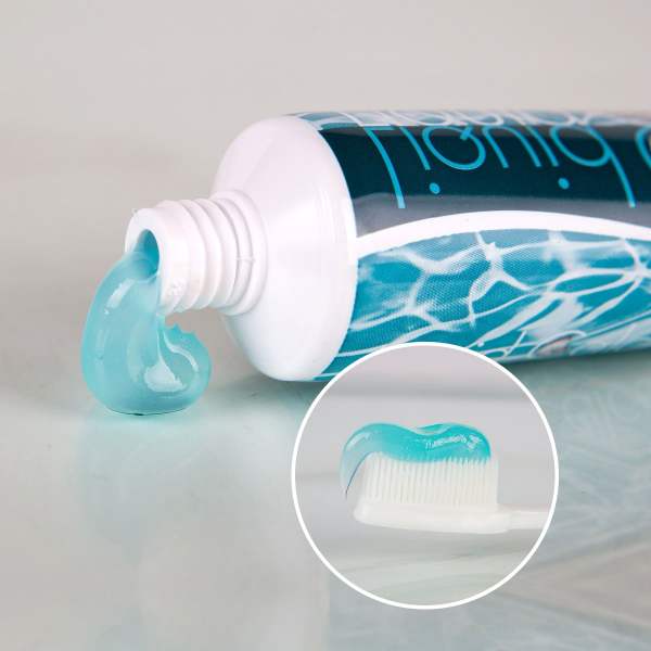 Healthy tartar-free smile and fresh breath